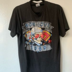 PERFECT CONDITION VINTAGE BON JOVI TEE - 1989 - Black - Medium